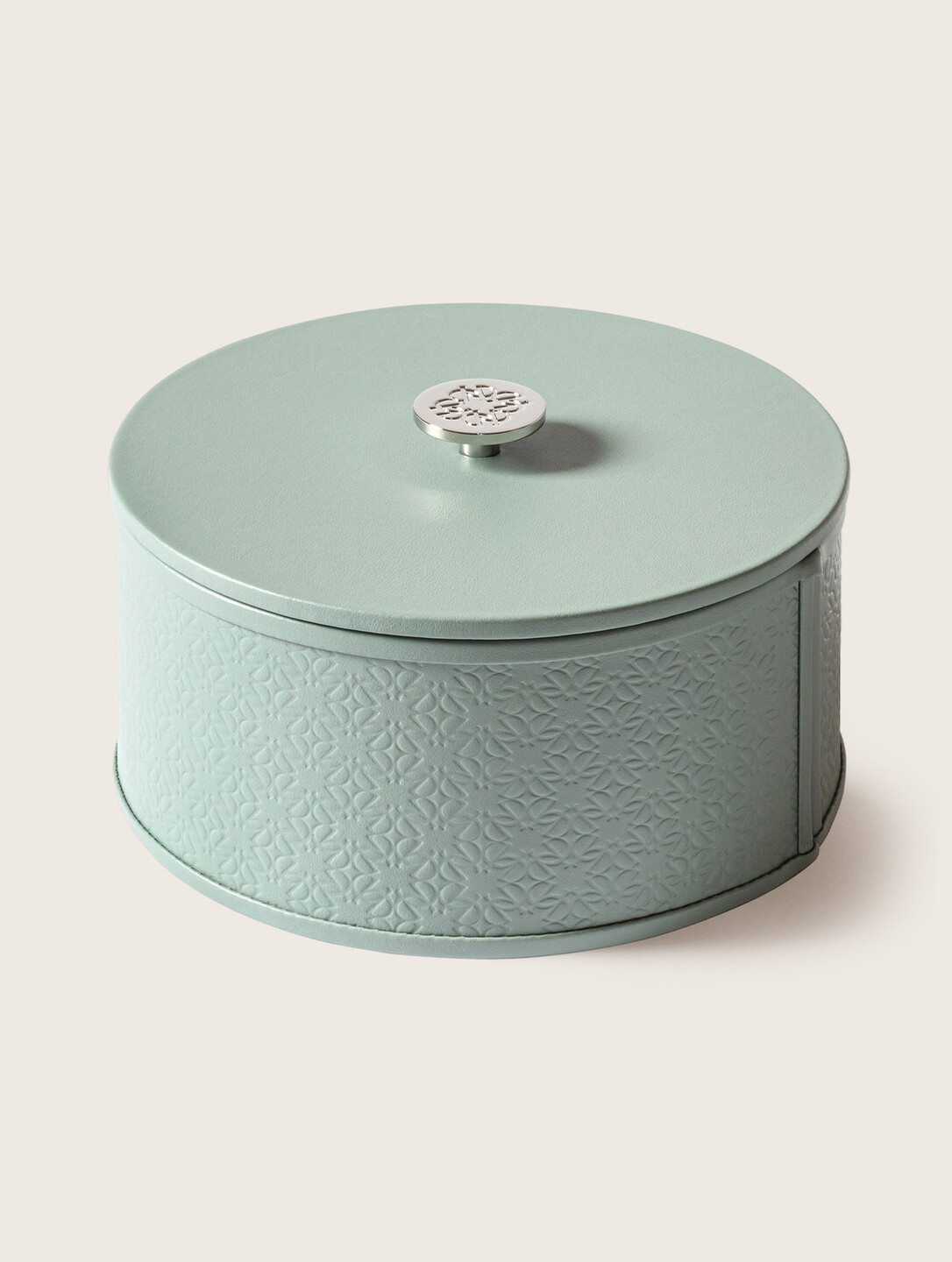 Monogram Box Round - M Image 1