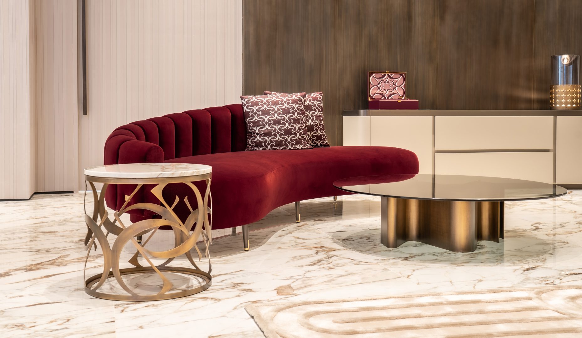 ESM_Cushions_Monogram_F_11-2