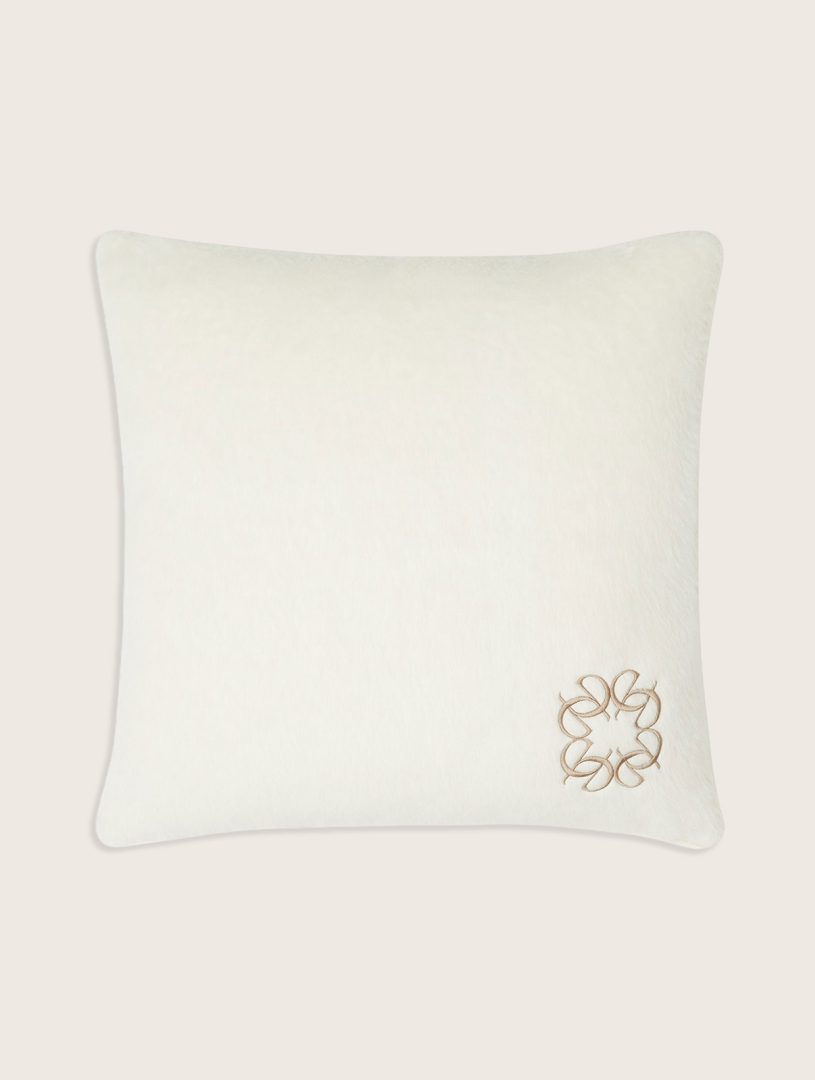 NEIGE Cushion Image 1